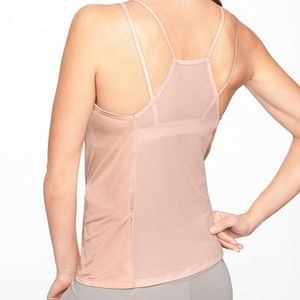 NWT Athleta Dream Support Top